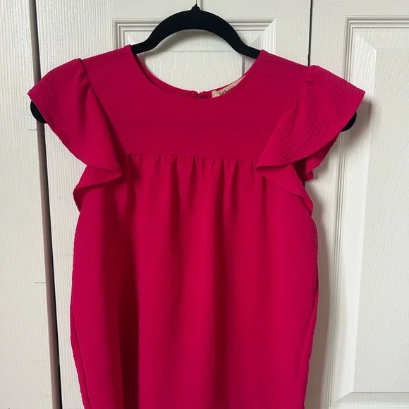 Liberty Love Fuchsia Top - Picture 1 of 3